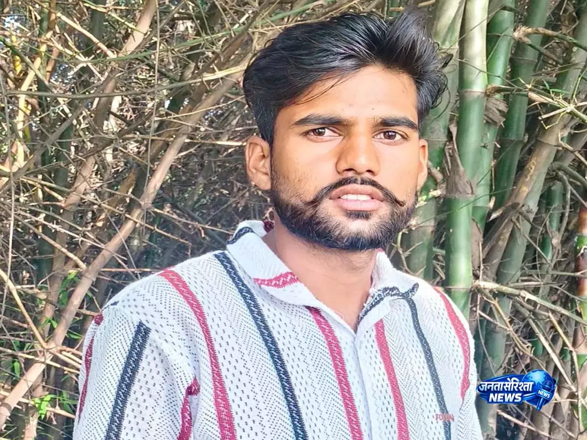 खेत में काम के दौरान हादसा, 21 वर्षीय युवक की करंट लगने से गई जान खेत में काम के दौरान हादसा, 21 वर्षीय युवक की करंट लगने से गई जान