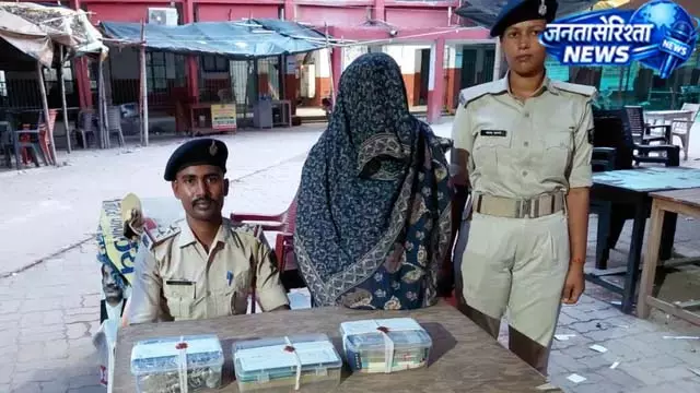 काढ़े में नशीला पदार्थ मिलाकर लूट, शातिर महिला गिरफ्तार काढ़े में नशीला पदार्थ मिलाकर लूट, शातिर महिला गिरफ्तार