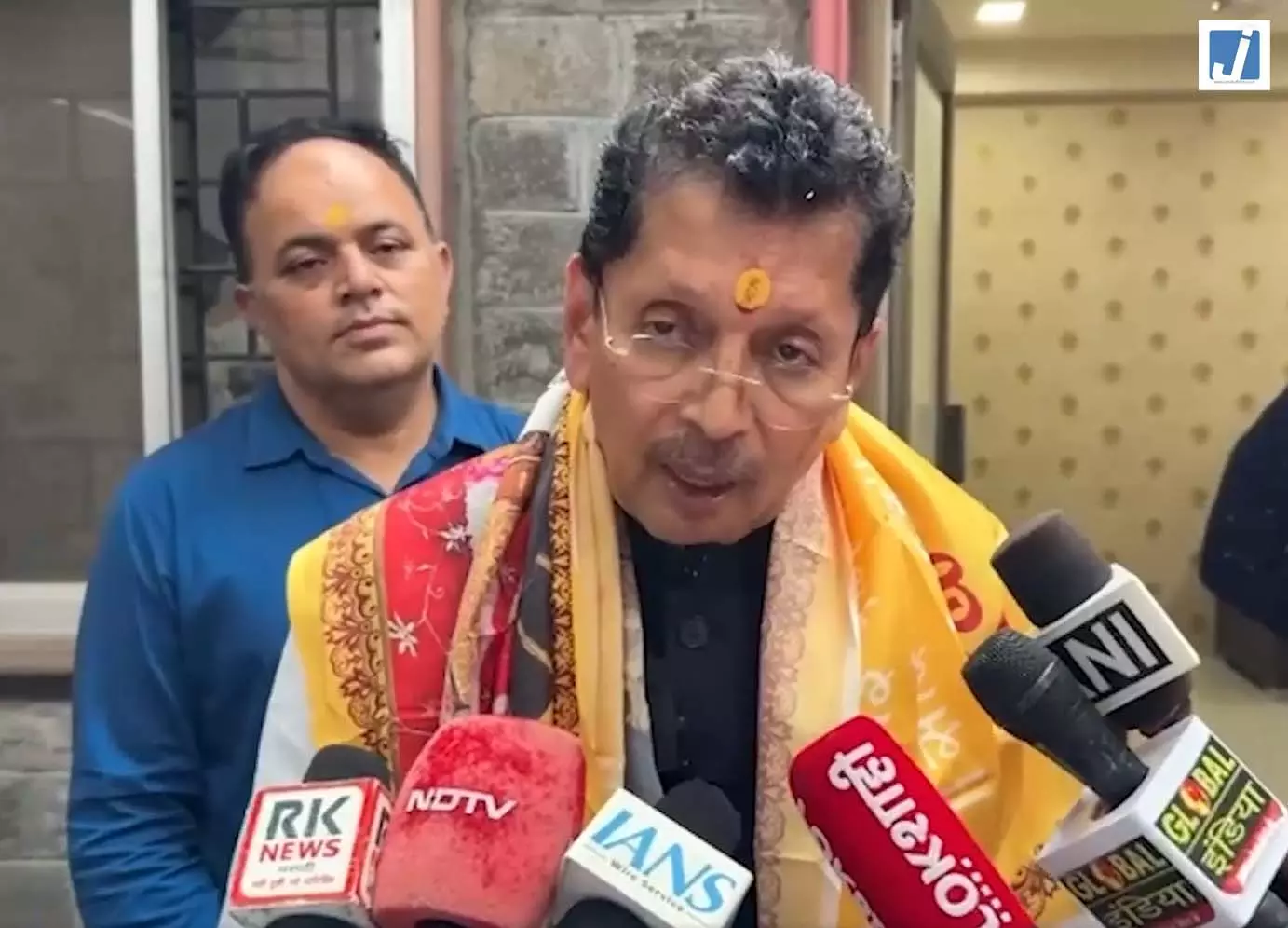 शिवसेना नेता को मुख्यमंत्री बनाने पर फैसला भाजपा का, बोले दीपक केसरकर शिवसेना नेता को मुख्यमंत्री बनाने पर फैसला भाजपा का, बोले दीपक केसरकर