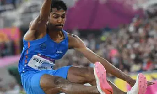 CWG 2026 : श्रीशंकर ने पुरुषों की लंबी कूद में भारत को दिलाया सिल्वर मेडल CWG 2026 : श्रीशंकर ने पुरुषों की लंबी कूद में भारत को दिलाया सिल्वर मेडल