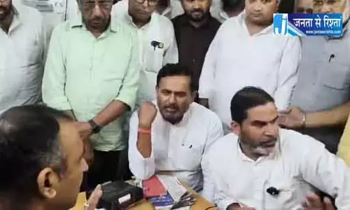 प्रशांत किशोर ने थाने में किया हंगामा, पुलिस अधिकारी के साथ बहसबाजी का आरोप
