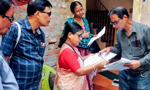 रांची में विशेष गहन पुनरीक्षण अंतिम चरण में, 6.97 लाख से अधिक मतदाताओं के नाम सूची से हटे रांची में विशेष गहन पुनरीक्षण अंतिम चरण में, 6.97 लाख से अधिक मतदाताओं के नाम सूची से हटे