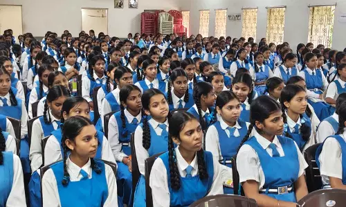 रायपुर में छात्राओं को ट्रैफ़िक एंबेसडर बनने सुनहरा मौका