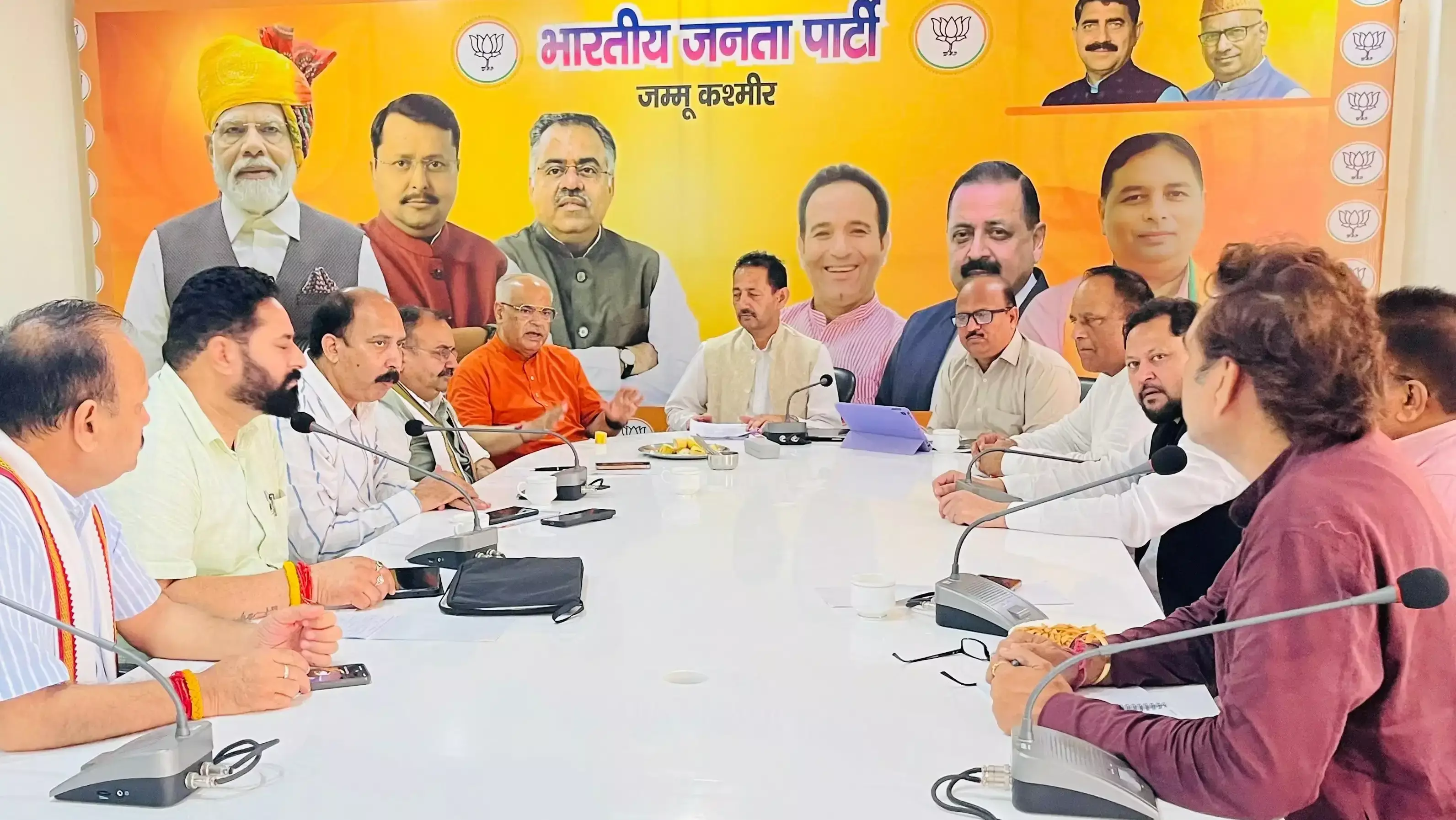 Jammu: समरसता यात्रा और संत संपर्क अभियान की तैयारियों की समीक्षा Jammu: समरसता यात्रा और संत संपर्क अभियान की तैयारियों की समीक्षा