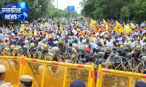 Chandigarh अमृतपाल समर्थकों की पुलिस से झड़प