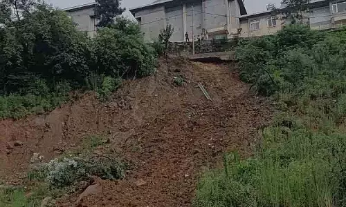 Dharamshala बस स्टैंड पर लैंडस्लाइड का खतरा