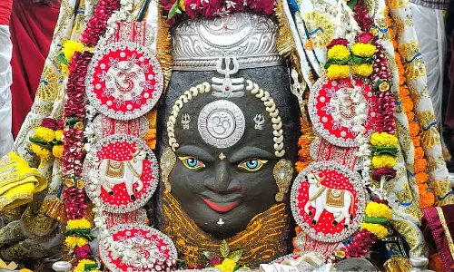 श्रावण शुरू, महाकाल मंदिर में उमड़ेगी भक्तों की भीड़ श्रावण शुरू, महाकाल मंदिर में उमड़ेगी भक्तों की भीड़