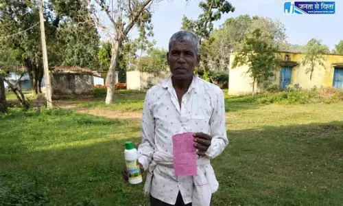 वैज्ञानिक खेती से सफलता की राह, नैनो डीएपी अपनाकर मिठाईलाल बने प्रगतिशील किसान वैज्ञानिक खेती से सफलता की राह, नैनो डीएपी अपनाकर मिठाईलाल बने प्रगतिशील किसान