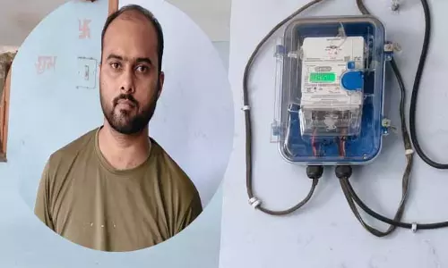 स्मार्ट मीटर से बिजली बिल की निगरानी हुई आसान, उपभोक्ता कर रहे बिजली बचत स्मार्ट मीटर से बिजली बिल की निगरानी हुई आसान, उपभोक्ता कर रहे बिजली बचत