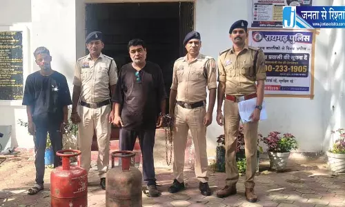 दो चोर और चोरी का माल खरीदने वाला बर्तन व्यवसायी गिरफ्तार, कोतवाली पुलिस ने सुलझाया दो चोरी का मामला