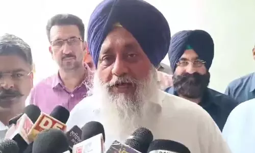 सुखबीर बादल का AAP सरकार पर हमला, पंजाब में अवैध गतिविधियों का लगाया आरोप सुखबीर बादल का AAP सरकार पर हमला, पंजाब में अवैध गतिविधियों का लगाया आरोप