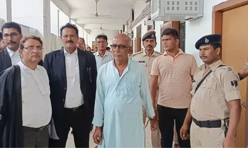 आठ वर्षीय बच्चे पर जानलेवा हमले के मामले में पिता-पुत्र दोषी करार आठ वर्षीय बच्चे पर जानलेवा हमले के मामले में पिता-पुत्र दोषी करार