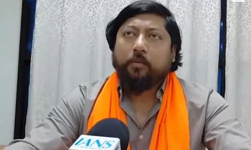 वंदे मातरम बिल पास होने पर निशीथ प्रमाणिक ने केंद्र सरकार को सराहा, बोले यह बहुत अच्छा कदम वंदे मातरम बिल पास होने पर निशीथ प्रमाणिक ने केंद्र सरकार को सराहा, बोले यह बहुत अच्छा कदम
