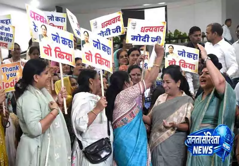 Delhi लक्ष्मी योजना पर बीजेपी का बड़ा दावा Delhi लक्ष्मी योजना पर बीजेपी का बड़ा दावा