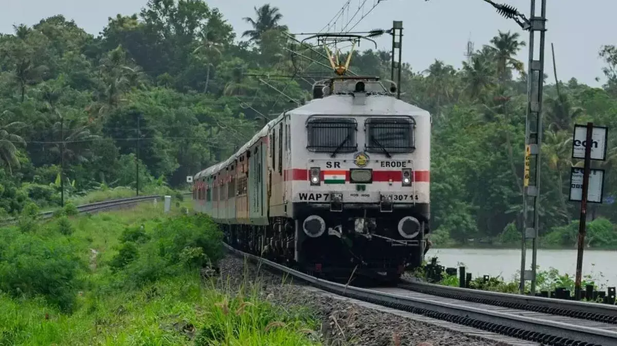 ओणम की घर वापसी आसान, कोट्टायम रूट पर स्पेशल ट्रेनों का ऐलान ओणम की घर वापसी आसान, कोट्टायम रूट पर स्पेशल ट्रेनों का ऐलान