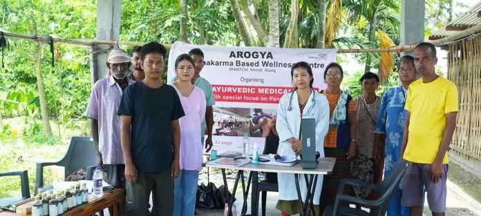स्वास्थ्य सेवा की पहल, मुफ्त मेडिकल कैंप में बड़ी संख्या में लोगों ने कराया इलाज स्वास्थ्य सेवा की पहल, मुफ्त मेडिकल कैंप में बड़ी संख्या में लोगों ने कराया इलाज