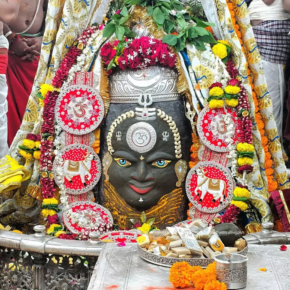 श्रावण शुरू, महाकाल मंदिर में उमड़ेगी भक्तों की भीड़ श्रावण शुरू, महाकाल मंदिर में उमड़ेगी भक्तों की भीड़