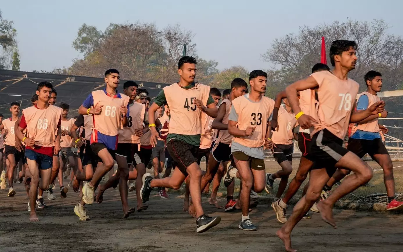 Jaipur: एसआई भर्ती परीक्षा का अगला चरण, 3 से 13 अगस्त तक फिजिकल टेस्ट Jaipur: एसआई भर्ती परीक्षा का अगला चरण, 3 से 13 अगस्त तक फिजिकल टेस्ट