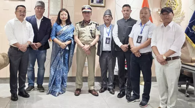 सिक्किम पुलिस को प्रेसिडेंट्स पुलिस कलर मिलने पर गुरुंग एसोसिएशन ने दी बधाई सिक्किम पुलिस को प्रेसिडेंट्स पुलिस कलर मिलने पर गुरुंग एसोसिएशन ने दी बधाई