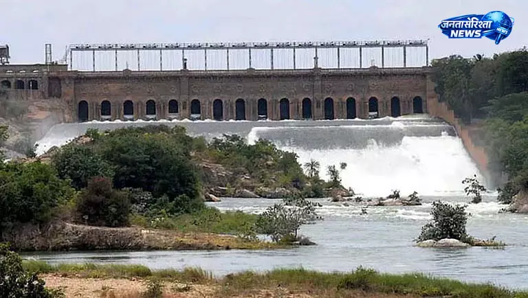 कावेरी विवाद में कर्नाटक को झटका, तमिलनाडु के लिए पानी छोड़ने का आदेश कावेरी विवाद में कर्नाटक को झटका, तमिलनाडु के लिए पानी छोड़ने का आदेश