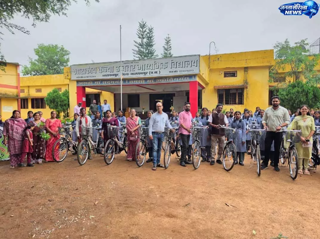 सरस्वती सायकल योजना से सशक्त होंगी बेटियां, 71 छात्राओं को मिला योजना का लाभ सरस्वती सायकल योजना से सशक्त होंगी बेटियां, 71 छात्राओं को मिला योजना का लाभ