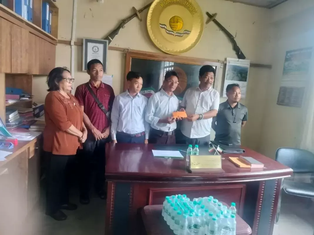 EKU म्यांमार ने KU मोन का एकजुटता दौरा किया EKU म्यांमार ने KU मोन का एकजुटता दौरा किया
