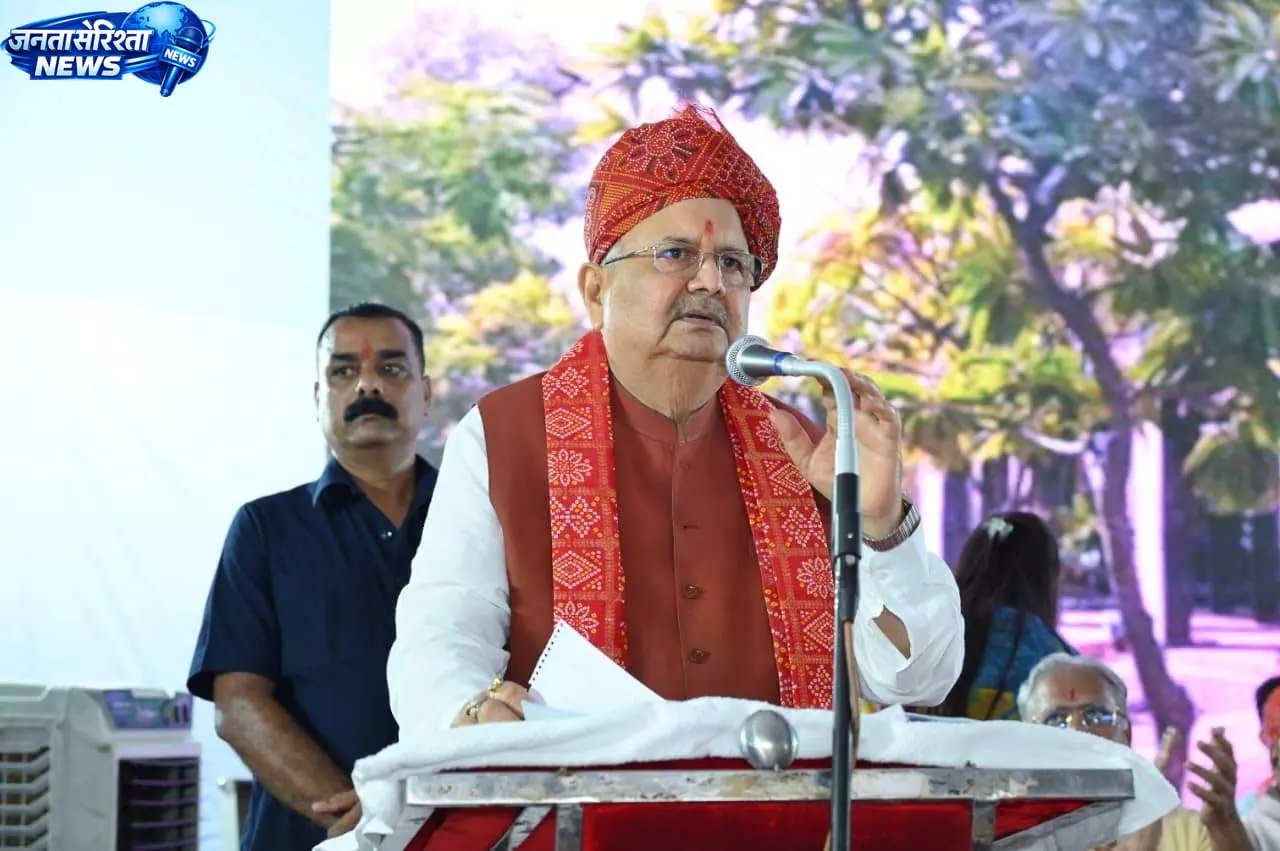 डॉ. रमन सिंह ने किया मनोहर गौछाया परिसर का लोकार्पण डॉ. रमन सिंह ने किया मनोहर गौछाया परिसर का लोकार्पण
