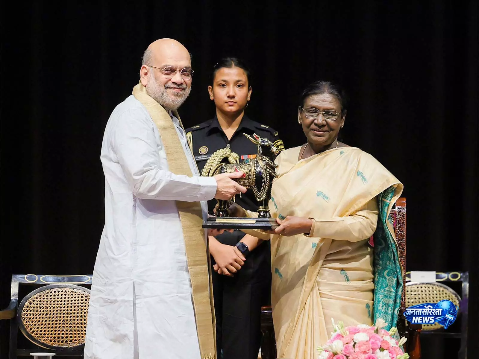 अमित शाह ने बस्तर की समृद्ध संस्कृति की प्रशंसा की अमित शाह ने बस्तर की समृद्ध संस्कृति की प्रशंसा की