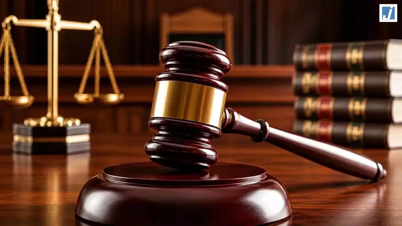 फूफा ने की नाबालिग से दरिंदगी: पॉक्सो कोर्ट ने दोषी को भेजा उम्रकैद की राह फूफा ने की नाबालिग से दरिंदगी: पॉक्सो कोर्ट ने दोषी को भेजा उम्रकैद की राह
