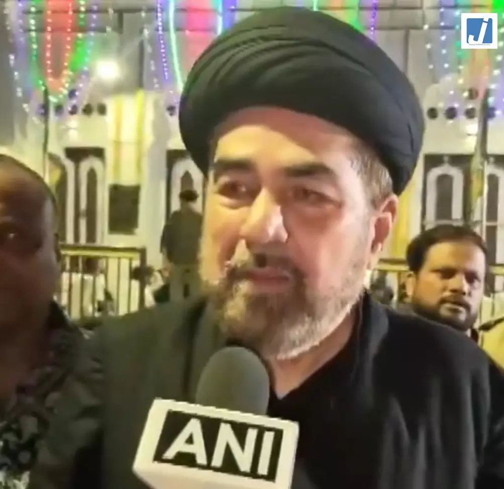 लखनऊ में मस्जिद परिसर में कथित अवैध निर्माण का मामला, मौलाना कल्बे जवाद ने जांच की मांग की लखनऊ में मस्जिद परिसर में कथित अवैध निर्माण का मामला, मौलाना कल्बे जवाद ने जांच की मांग की