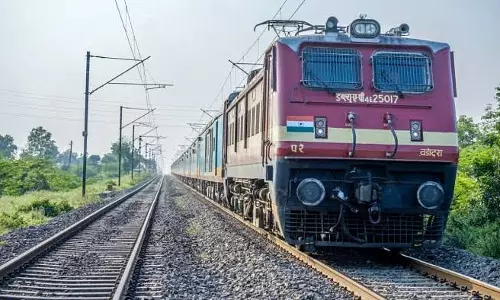 Jaipur: अंडरपासों में जलभराव रोकने को रेलवे ने किए विशेष इंतजाम Jaipur: अंडरपासों में जलभराव रोकने को रेलवे ने किए विशेष इंतजाम