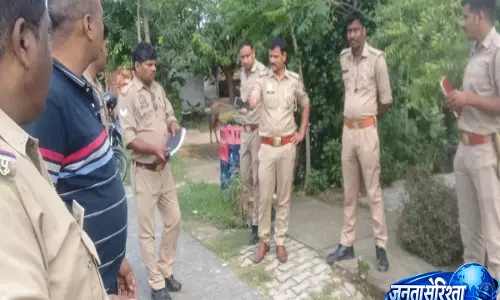 महराजगंज में जमीन विवाद बना हत्या की वजह, ससुर की मौत मामले में बहू हिरासत में महराजगंज में जमीन विवाद बना हत्या की वजह, ससुर की मौत मामले में बहू हिरासत में