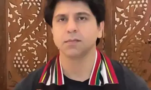 BJP प्रवक्ता शाहजाद पूनावाला ने पार्टी से इस्तीफ़ा दिया