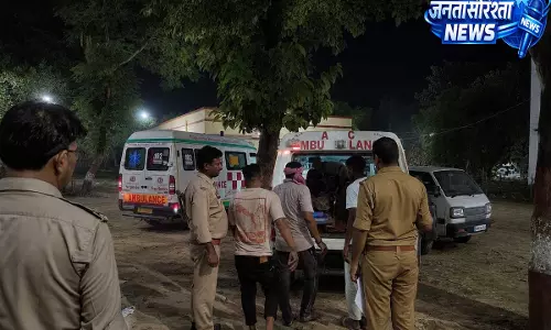 सड़क पर बिखरी रेता-बजरी ने ली जान, रामनगर में होटल कारोबारी की दर्दनाक मौत सड़क पर बिखरी रेता-बजरी ने ली जान, रामनगर में होटल कारोबारी की दर्दनाक मौत