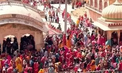Jaipur: सावन में गलता तीर्थ पहुंचने वाले भक्तों को मिलेंगी बेहतर सुविधाएं Jaipur: सावन में गलता तीर्थ पहुंचने वाले भक्तों को मिलेंगी बेहतर सुविधाएं