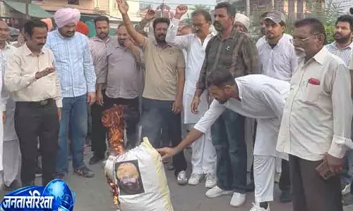 Punjab कांग्रेस में नेतृत्व को लेकर विवाद Punjab कांग्रेस में नेतृत्व को लेकर विवाद