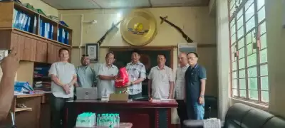नागालैंड में राहत की पहल, NPF ने मोन के भूस्खलन प्रभावित परिवारों को दी आर्थिक मदद नागालैंड में राहत की पहल, NPF ने मोन के भूस्खलन प्रभावित परिवारों को दी आर्थिक मदद