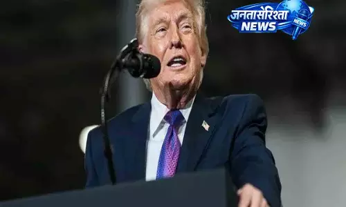 ट्रंप का ऐलान: गाजा में हमास के हथियार डालने पर बनी सहमति ट्रंप का ऐलान: गाजा में हमास के हथियार डालने पर बनी सहमति