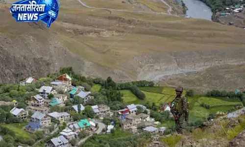Ladakh एक्टिविस्टों ने MHA पर उठाए सवाल Ladakh एक्टिविस्टों ने MHA पर उठाए सवाल