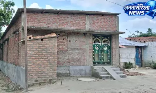 शादी के 4 महीने बाद दुल्हन की संदिग्ध मौत, ससुराल में फंदे से लटका मिला शव शादी के 4 महीने बाद दुल्हन की संदिग्ध मौत, ससुराल में फंदे से लटका मिला शव