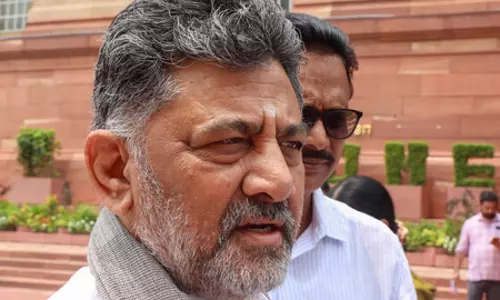 कावेरी विवाद के बीच कर्नाटक ने तमिलनाडु के सीएम से बेंगलुरु दौरा टालने का किया आग्रह कावेरी विवाद के बीच कर्नाटक ने तमिलनाडु के सीएम से बेंगलुरु दौरा टालने का किया आग्रह