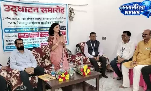 उत्पादक कंपनी से बदलेगी बुनकरों की किस्मत