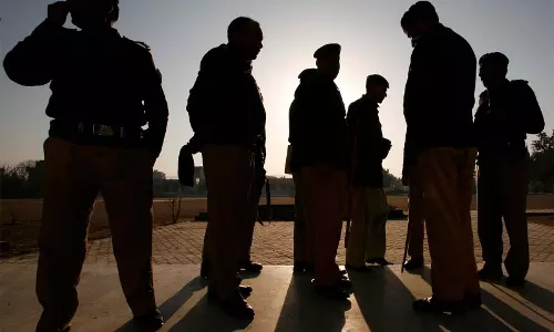 Balochistan में विस्फोट और झड़पों का दावा, पाकिस्तानी बल निशाने पर Balochistan में विस्फोट और झड़पों का दावा, पाकिस्तानी बल निशाने पर