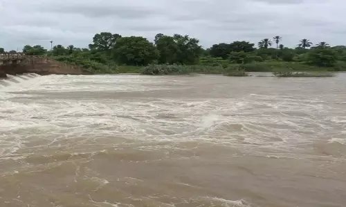 CG: एनीकट में बहने से मछुआरे की मौत, दो दिन बाद मिला शव CG: एनीकट में बहने से मछुआरे की मौत, दो दिन बाद मिला शव