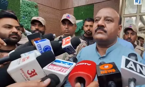 जम्मू-कश्मीर को राज्य का दर्जा देने की मांग दोहराई, डिप्टी सीएम बोले- केंद्र निभाए अपना वादा जम्मू-कश्मीर को राज्य का दर्जा देने की मांग दोहराई, डिप्टी सीएम बोले- केंद्र निभाए अपना वादा