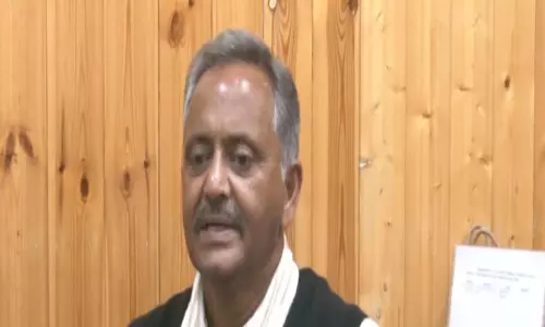 HP शिक्षा मंत्री ने स्कूल सुधारों की समीक्षा के संकेत दिए, पेपर लीक पर सख्ती HP शिक्षा मंत्री ने स्कूल सुधारों की समीक्षा के संकेत दिए, पेपर लीक पर सख्ती