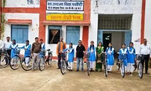 सरस्वती साइकिल योजना से बेटियों को मिली नई रफ्तार