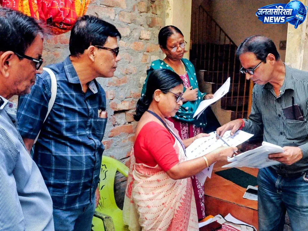 उत्तराखंड में SIR तेज, 19 लाख वोटरों को नोटिस उत्तराखंड में SIR तेज, 19 लाख वोटरों को नोटिस