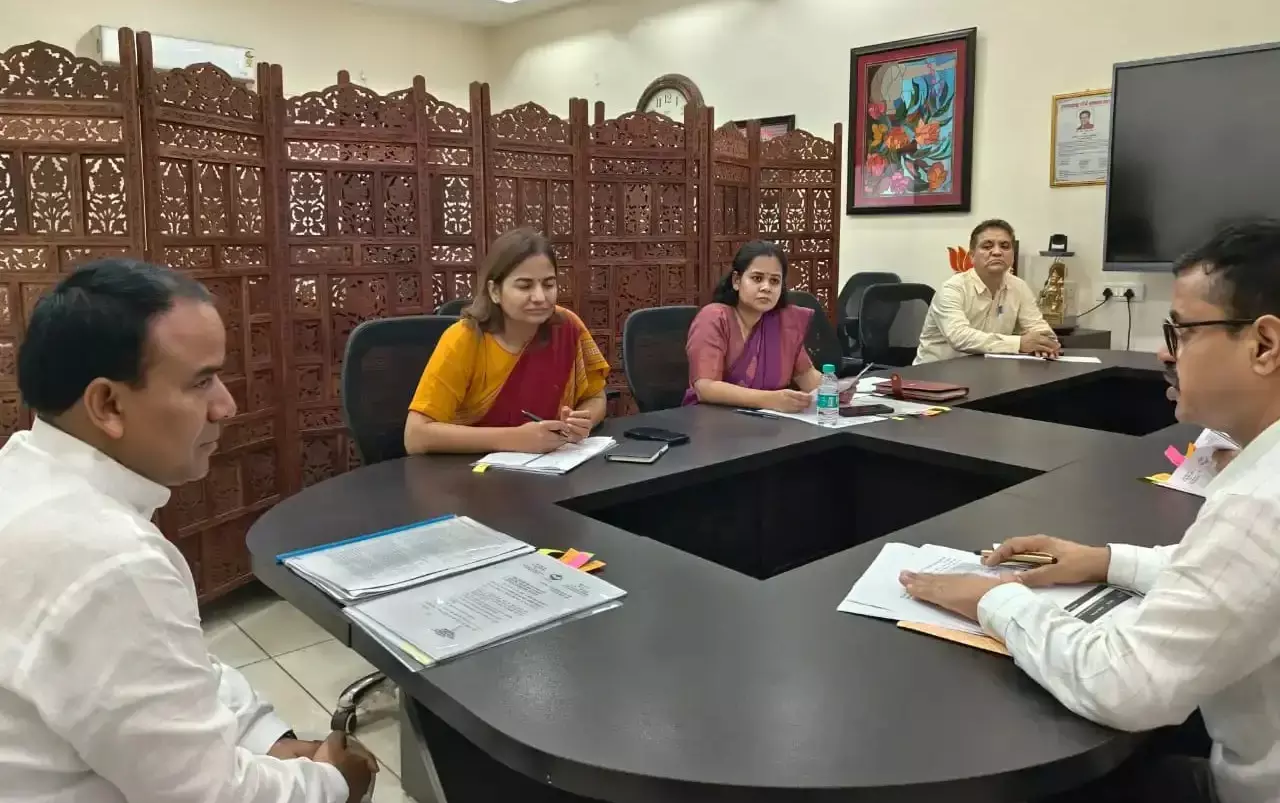 Dehradun: बजट खर्च नहीं हुआ तो अधिकारियों पर नाराज हुए शिक्षा मंत्री Dehradun: बजट खर्च नहीं हुआ तो अधिकारियों पर नाराज हुए शिक्षा मंत्री