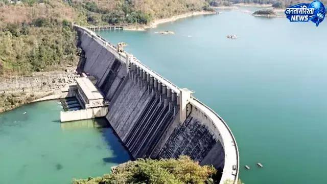 मानसून की बेरुखी से रिहंद बांध का जलस्तर प्रभावित मानसून की बेरुखी से रिहंद बांध का जलस्तर प्रभावित